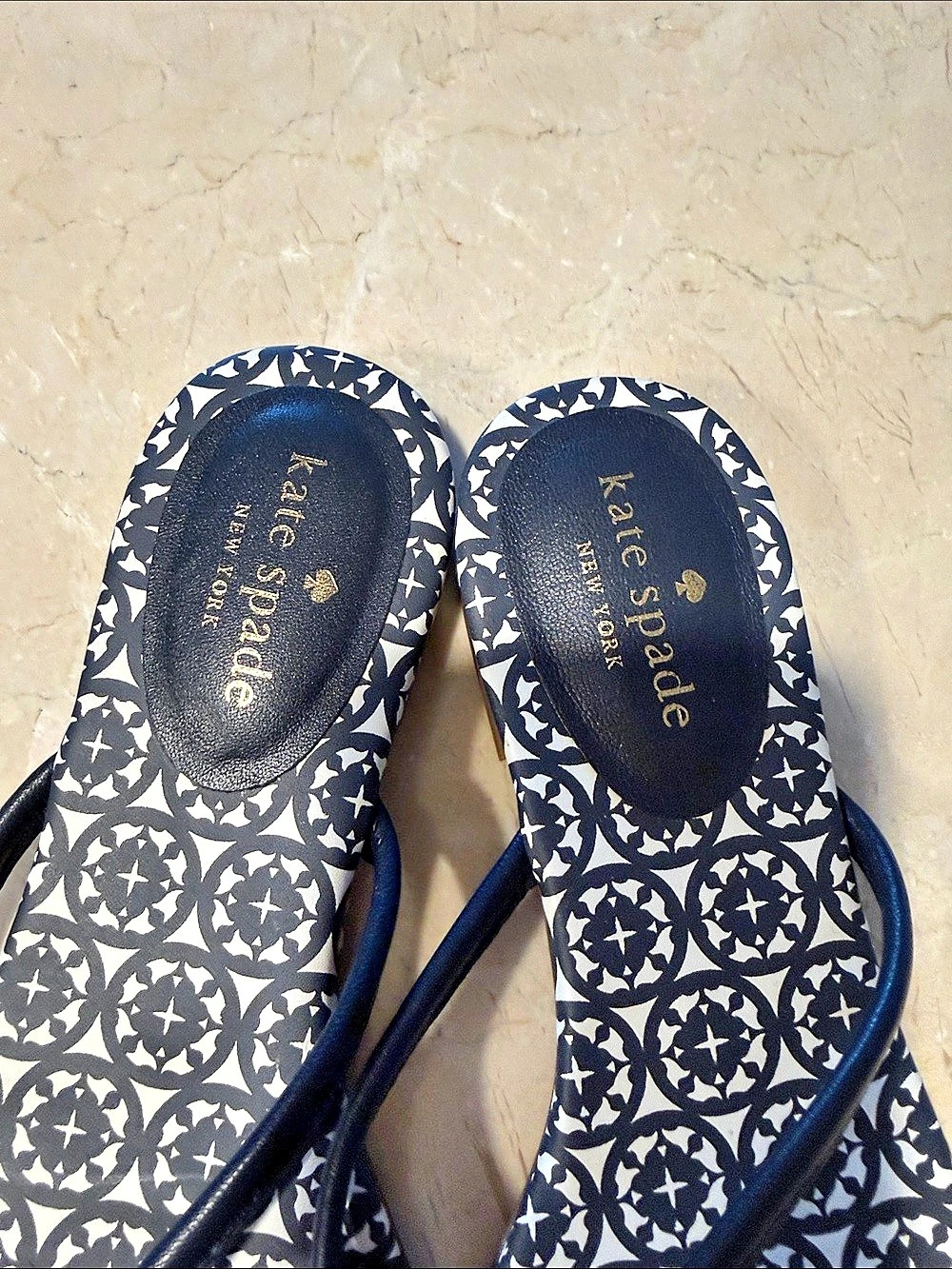 Kate Spade Patterned Sandals US 7.5 - Picture 2 of 6